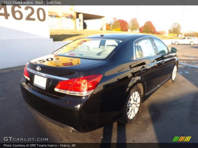Black / Light Gray 2012 Toyota Avalon