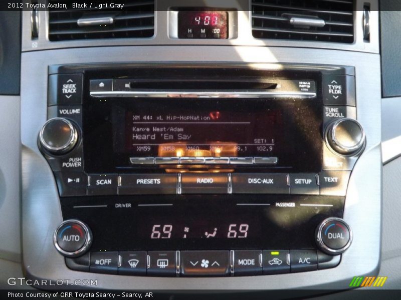 Black / Light Gray 2012 Toyota Avalon