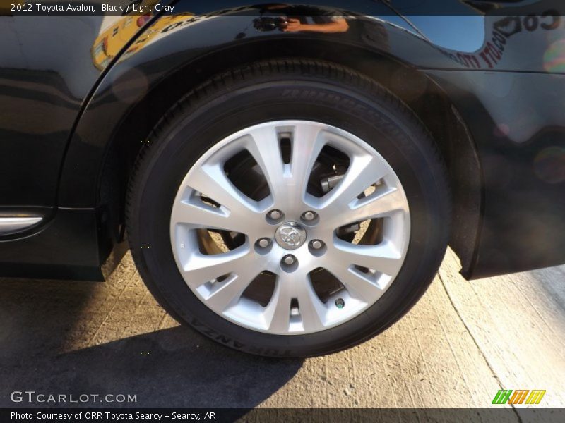Black / Light Gray 2012 Toyota Avalon