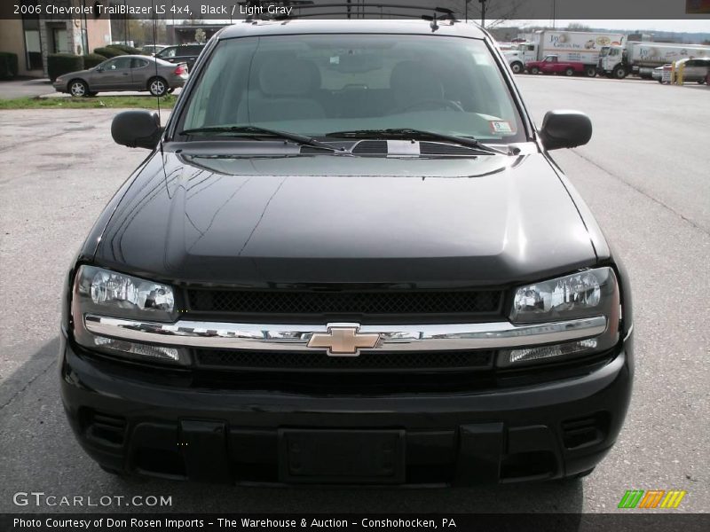 Black / Light Gray 2006 Chevrolet TrailBlazer LS 4x4