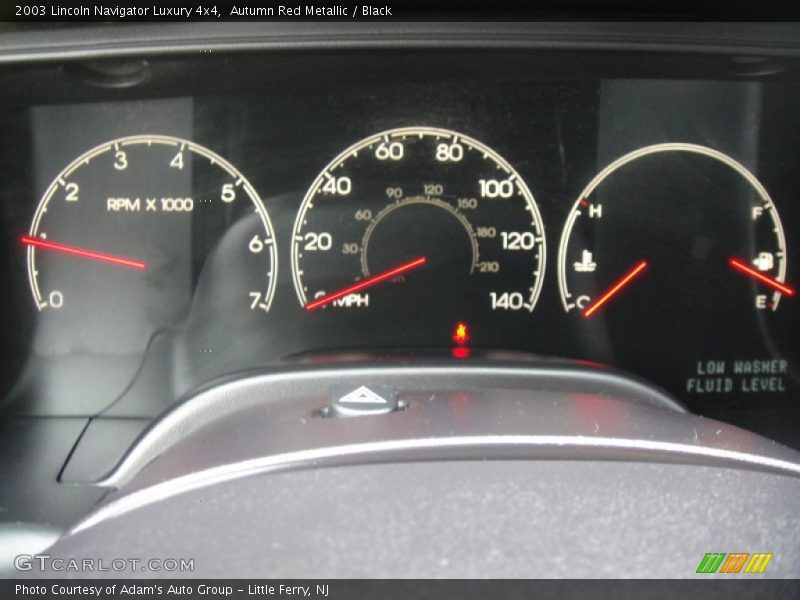 Autumn Red Metallic / Black 2003 Lincoln Navigator Luxury 4x4