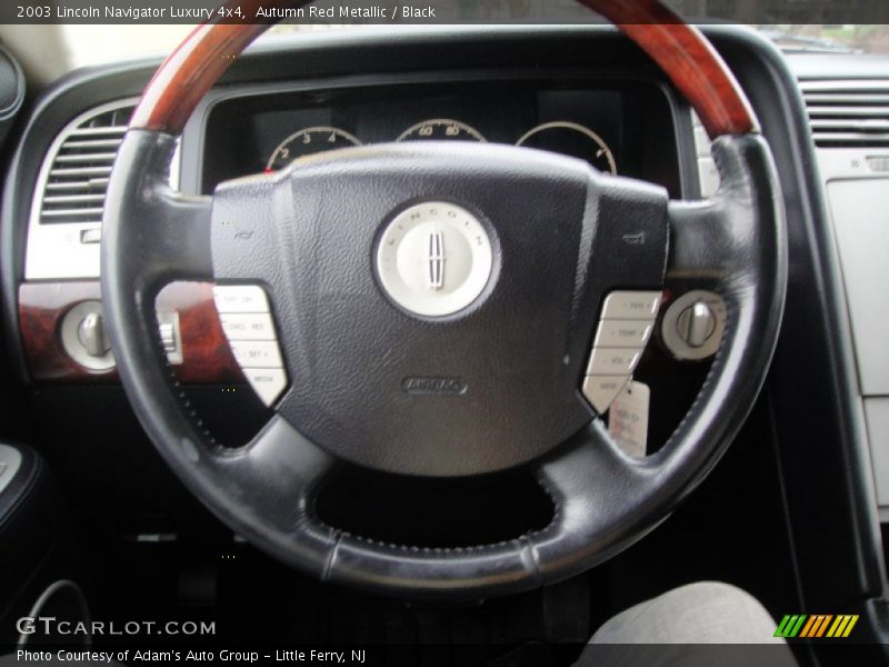 Autumn Red Metallic / Black 2003 Lincoln Navigator Luxury 4x4