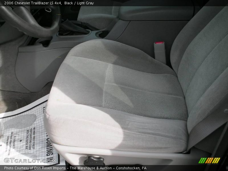 Black / Light Gray 2006 Chevrolet TrailBlazer LS 4x4