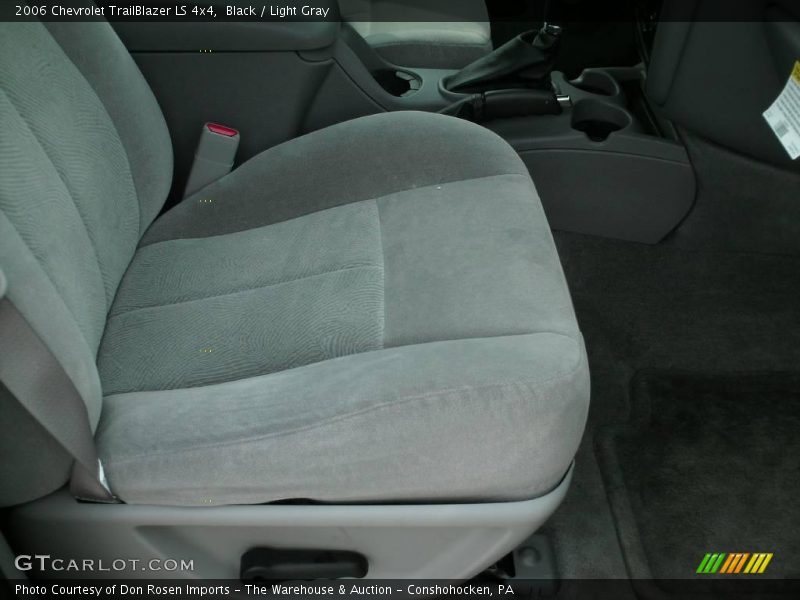 Black / Light Gray 2006 Chevrolet TrailBlazer LS 4x4