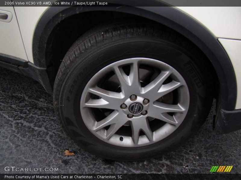 Ice White / Taupe/Light Taupe 2006 Volvo XC90 V8 AWD