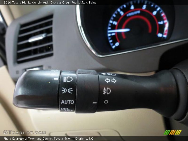 Cypress Green Pearl / Sand Beige 2010 Toyota Highlander Limited
