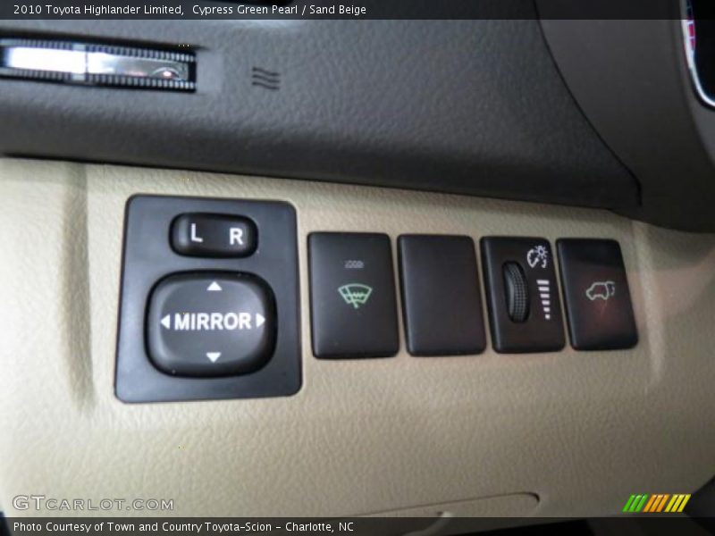 Cypress Green Pearl / Sand Beige 2010 Toyota Highlander Limited