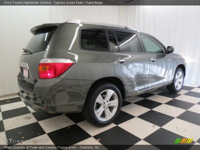 Cypress Green Pearl / Sand Beige 2010 Toyota Highlander Limited