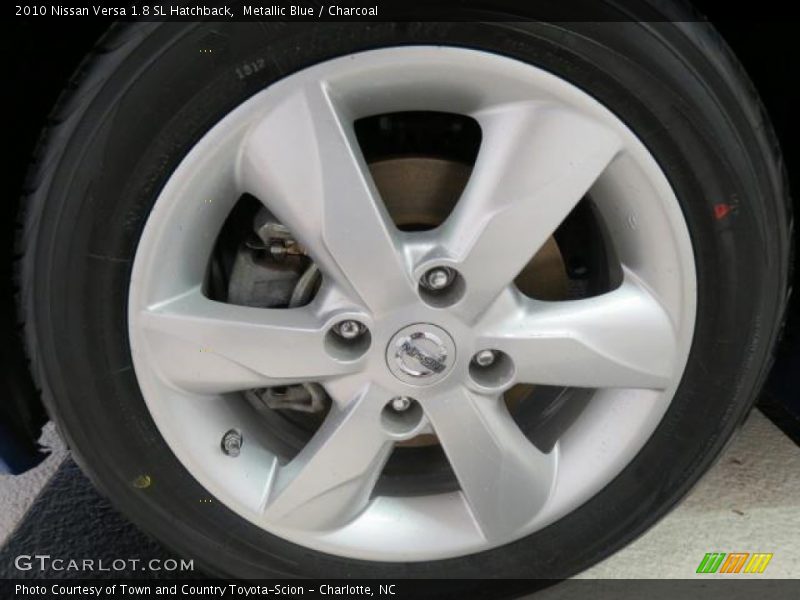 Metallic Blue / Charcoal 2010 Nissan Versa 1.8 SL Hatchback