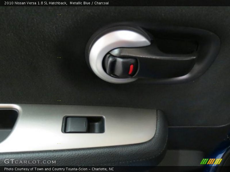 Metallic Blue / Charcoal 2010 Nissan Versa 1.8 SL Hatchback