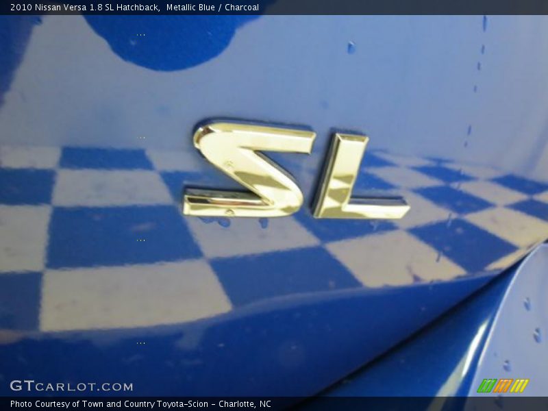 Metallic Blue / Charcoal 2010 Nissan Versa 1.8 SL Hatchback