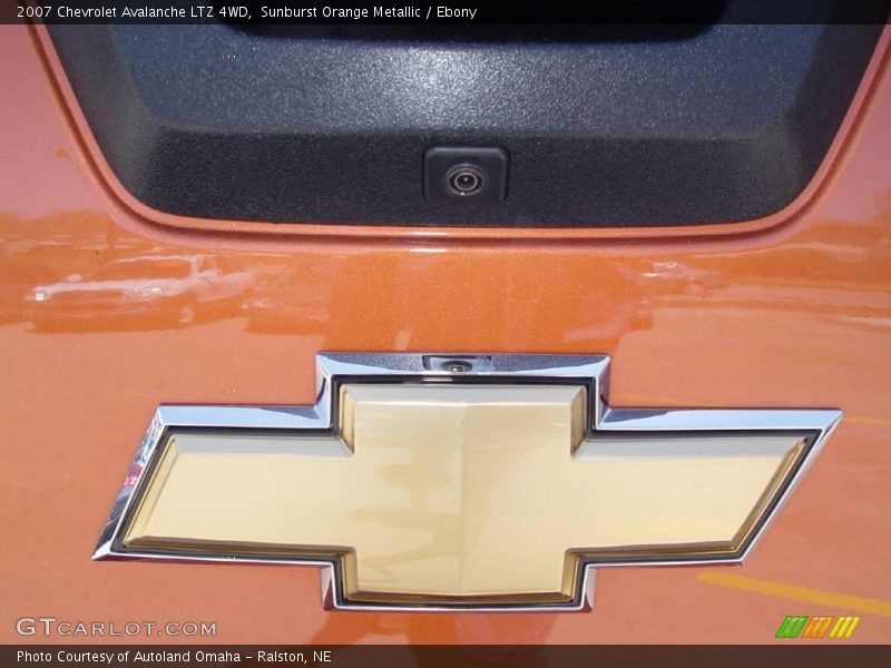 Sunburst Orange Metallic / Ebony 2007 Chevrolet Avalanche LTZ 4WD