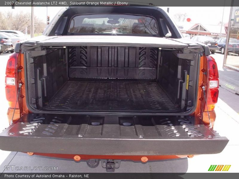 Sunburst Orange Metallic / Ebony 2007 Chevrolet Avalanche LTZ 4WD