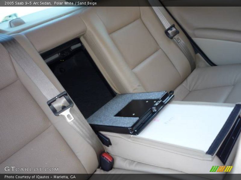 Polar White / Sand Beige 2005 Saab 9-5 Arc Sedan