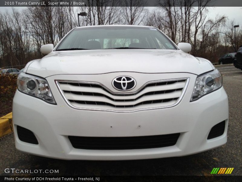 Super White / Bisque 2010 Toyota Camry LE