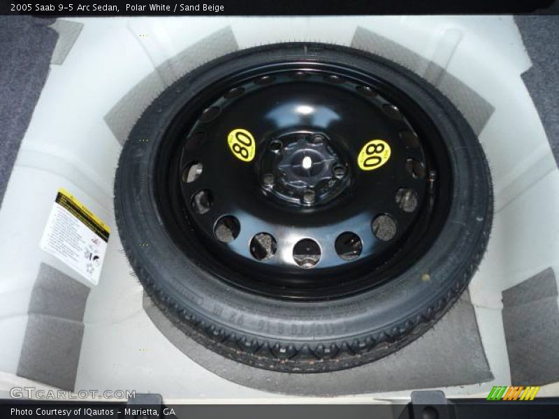 Polar White / Sand Beige 2005 Saab 9-5 Arc Sedan