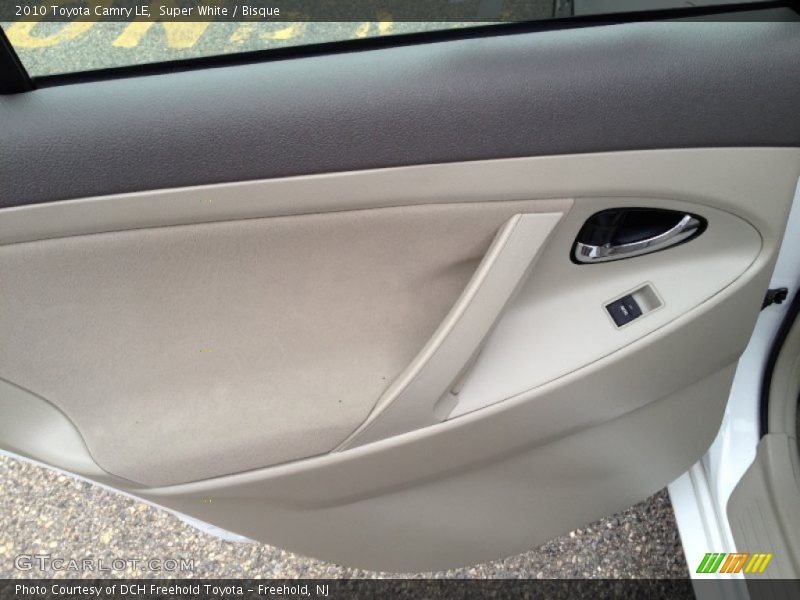 Super White / Bisque 2010 Toyota Camry LE