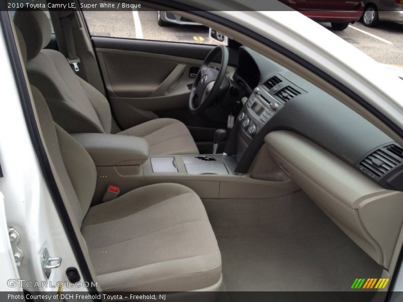 Super White / Bisque 2010 Toyota Camry LE
