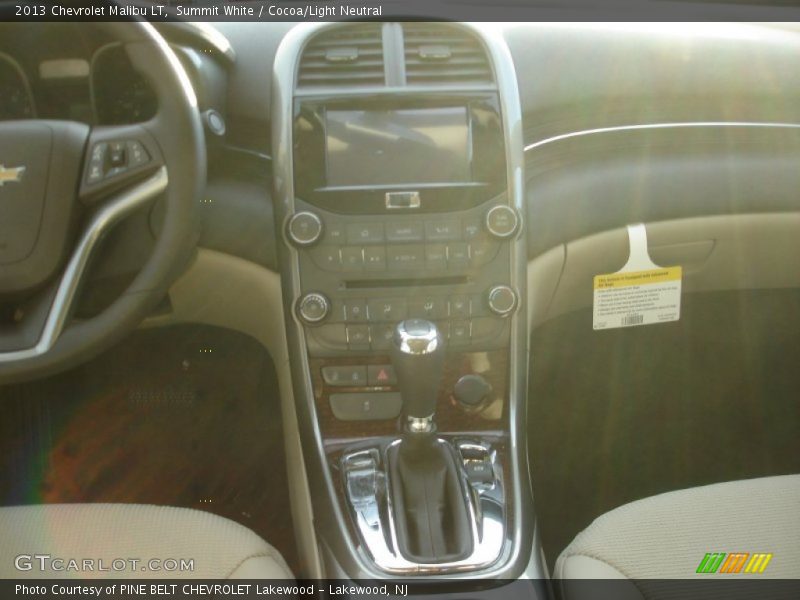Summit White / Cocoa/Light Neutral 2013 Chevrolet Malibu LT