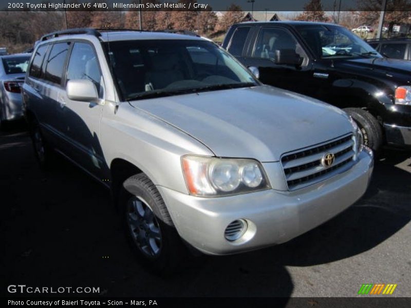 Millennium Silver Metallic / Gray 2002 Toyota Highlander V6 4WD