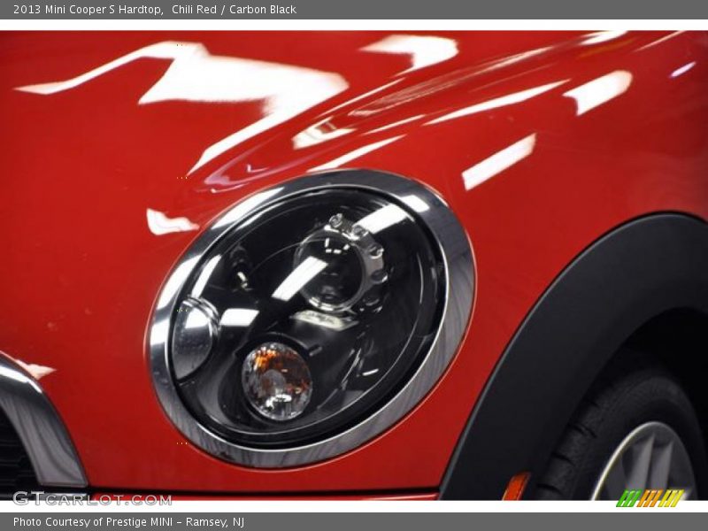 Chili Red / Carbon Black 2013 Mini Cooper S Hardtop
