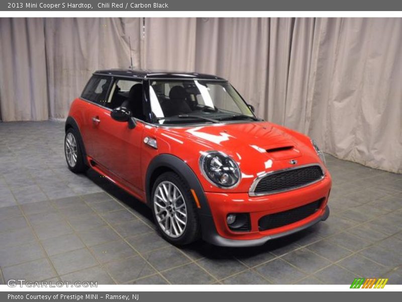 Chili Red / Carbon Black 2013 Mini Cooper S Hardtop