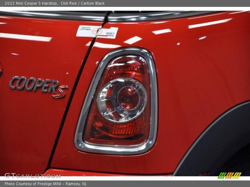 Chili Red / Carbon Black 2013 Mini Cooper S Hardtop