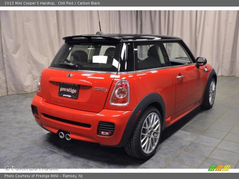 Chili Red / Carbon Black 2013 Mini Cooper S Hardtop