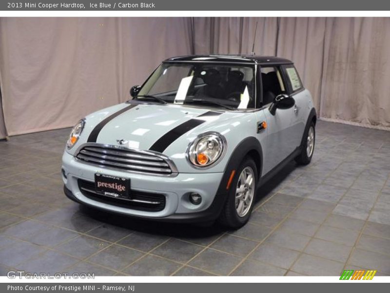 Ice Blue / Carbon Black 2013 Mini Cooper Hardtop