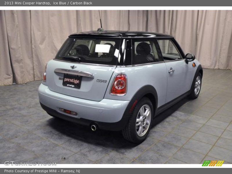 Ice Blue / Carbon Black 2013 Mini Cooper Hardtop