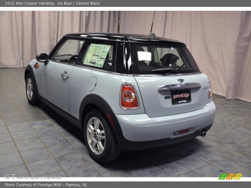 Ice Blue / Carbon Black 2013 Mini Cooper Hardtop