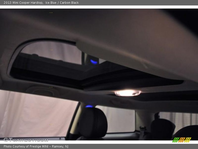 Ice Blue / Carbon Black 2013 Mini Cooper Hardtop