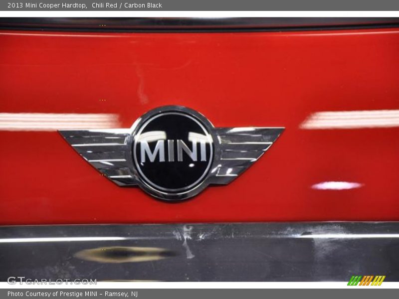 Chili Red / Carbon Black 2013 Mini Cooper Hardtop