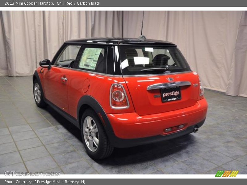 Chili Red / Carbon Black 2013 Mini Cooper Hardtop