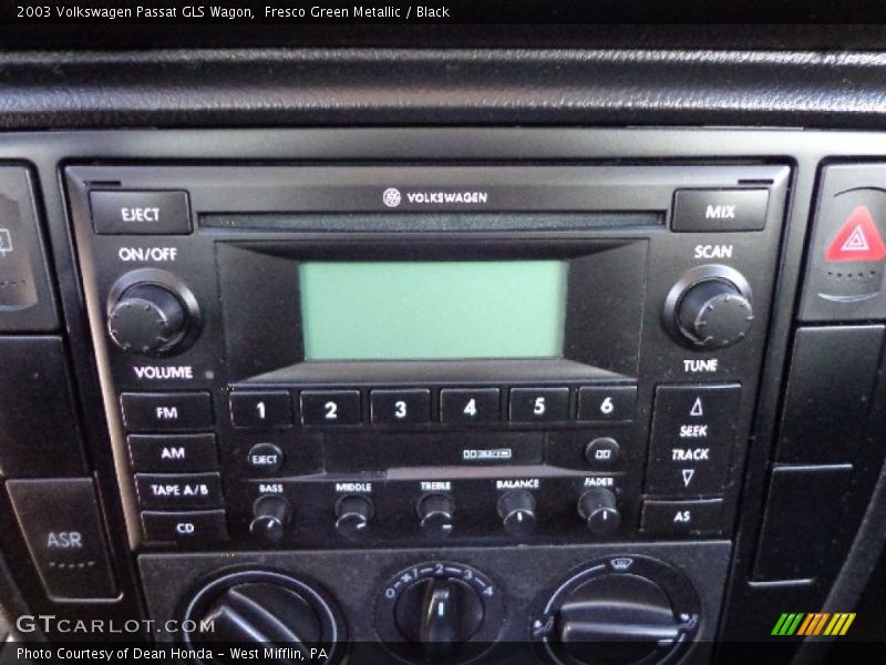 Fresco Green Metallic / Black 2003 Volkswagen Passat GLS Wagon