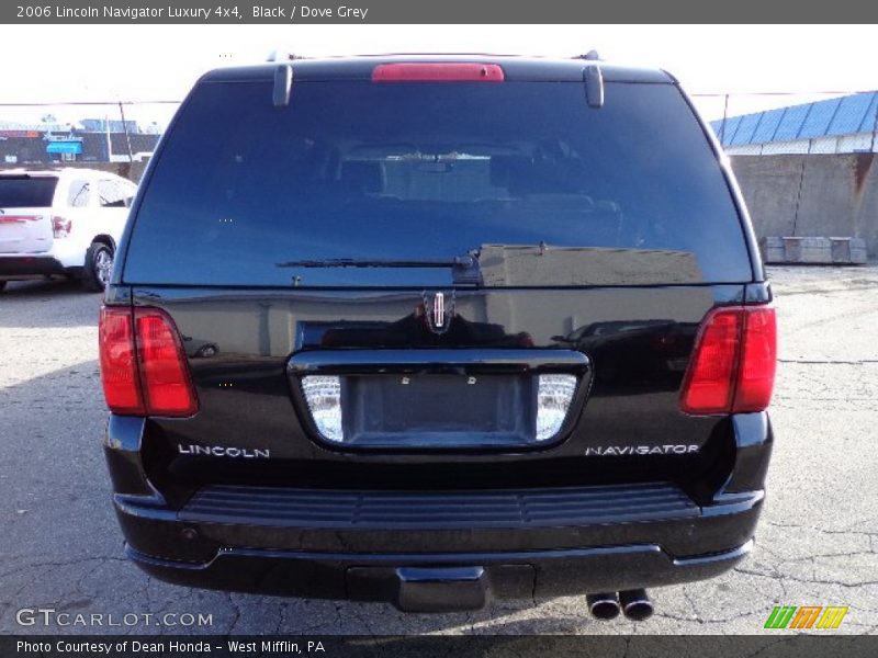 Black / Dove Grey 2006 Lincoln Navigator Luxury 4x4
