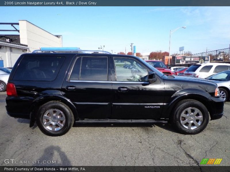Black / Dove Grey 2006 Lincoln Navigator Luxury 4x4