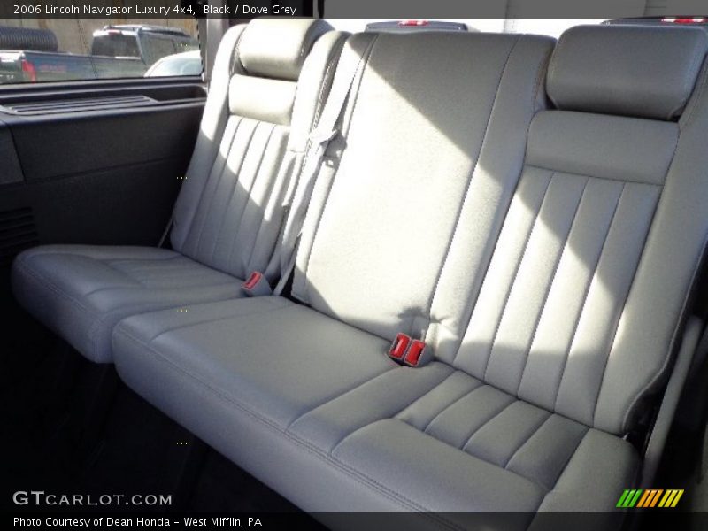 Black / Dove Grey 2006 Lincoln Navigator Luxury 4x4