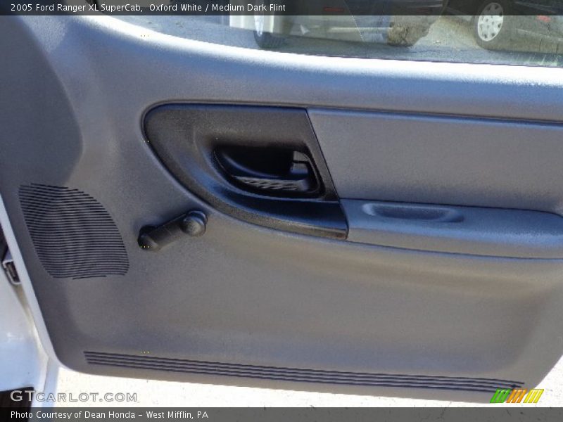 Oxford White / Medium Dark Flint 2005 Ford Ranger XL SuperCab
