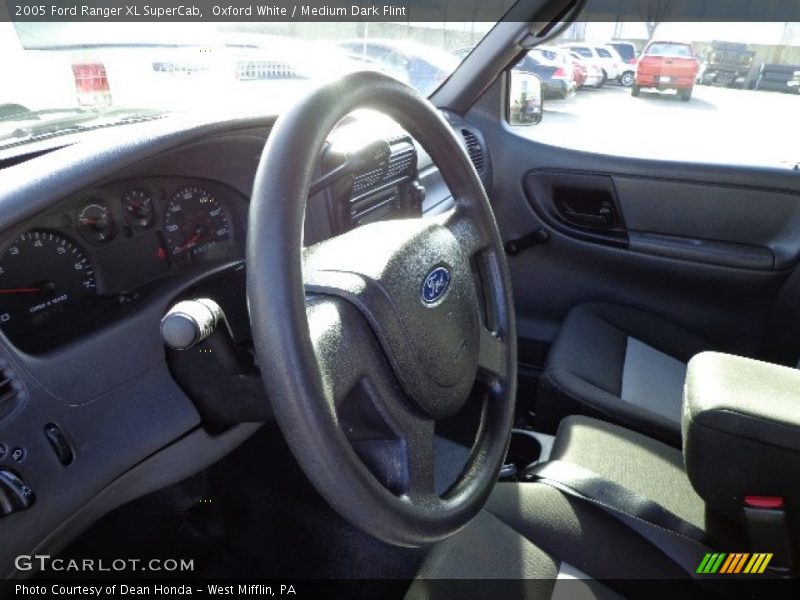 Oxford White / Medium Dark Flint 2005 Ford Ranger XL SuperCab