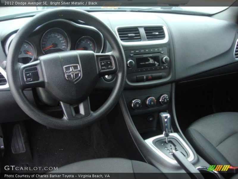 Bright Silver Metallic / Black 2012 Dodge Avenger SE