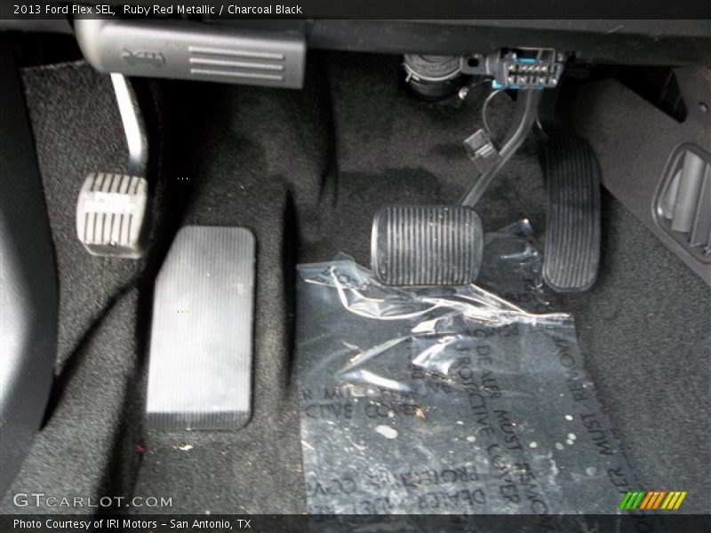 Ruby Red Metallic / Charcoal Black 2013 Ford Flex SEL