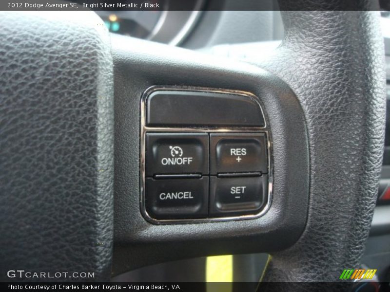 Bright Silver Metallic / Black 2012 Dodge Avenger SE