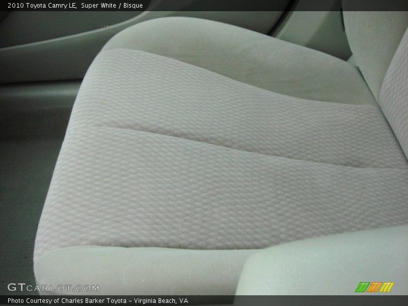 Super White / Bisque 2010 Toyota Camry LE