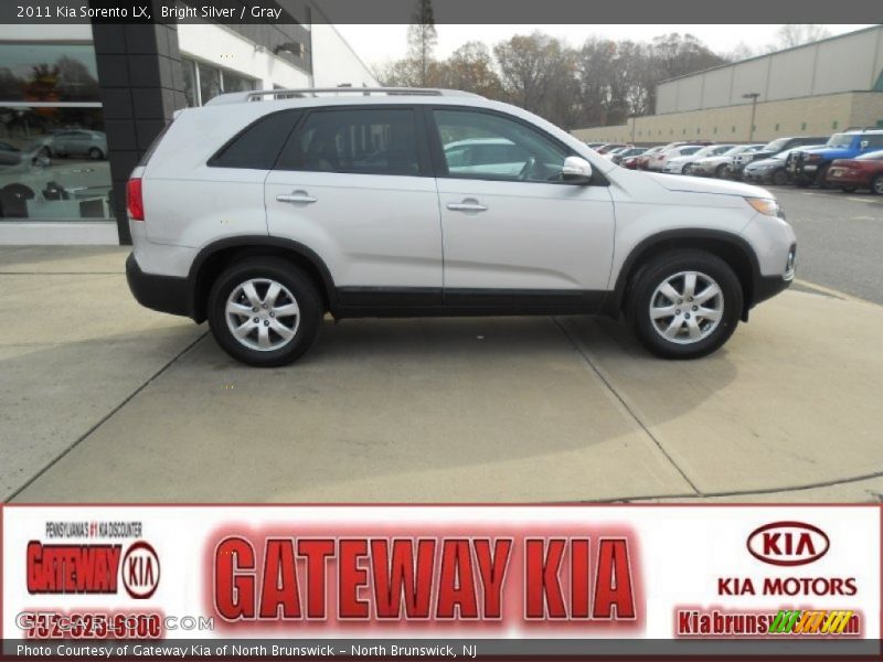 Bright Silver / Gray 2011 Kia Sorento LX