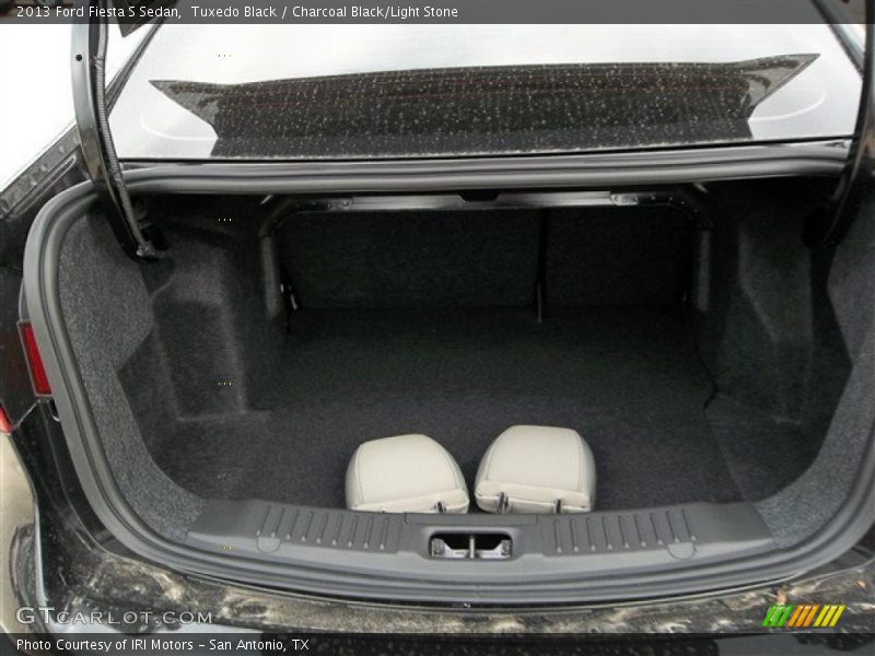 Tuxedo Black / Charcoal Black/Light Stone 2013 Ford Fiesta S Sedan