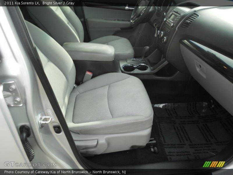 Bright Silver / Gray 2011 Kia Sorento LX