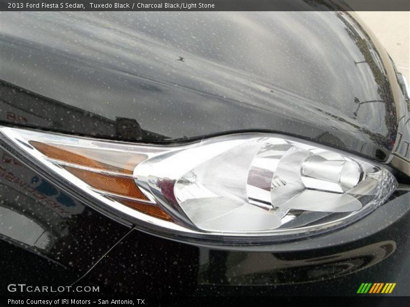 Tuxedo Black / Charcoal Black/Light Stone 2013 Ford Fiesta S Sedan