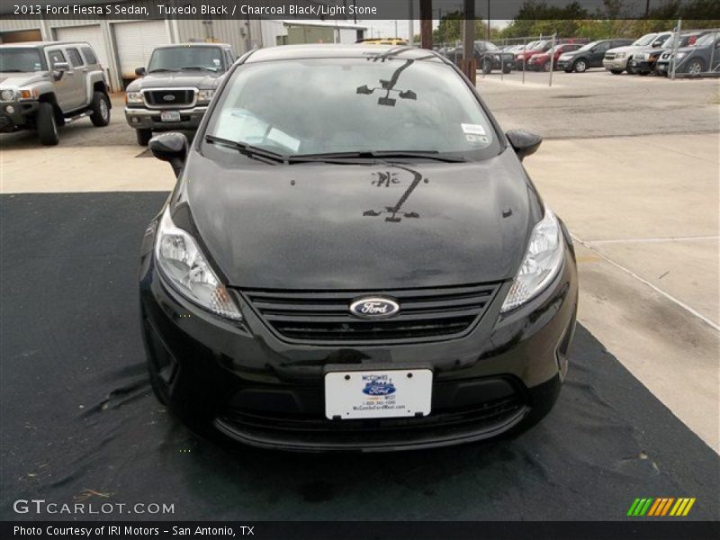 Tuxedo Black / Charcoal Black/Light Stone 2013 Ford Fiesta S Sedan