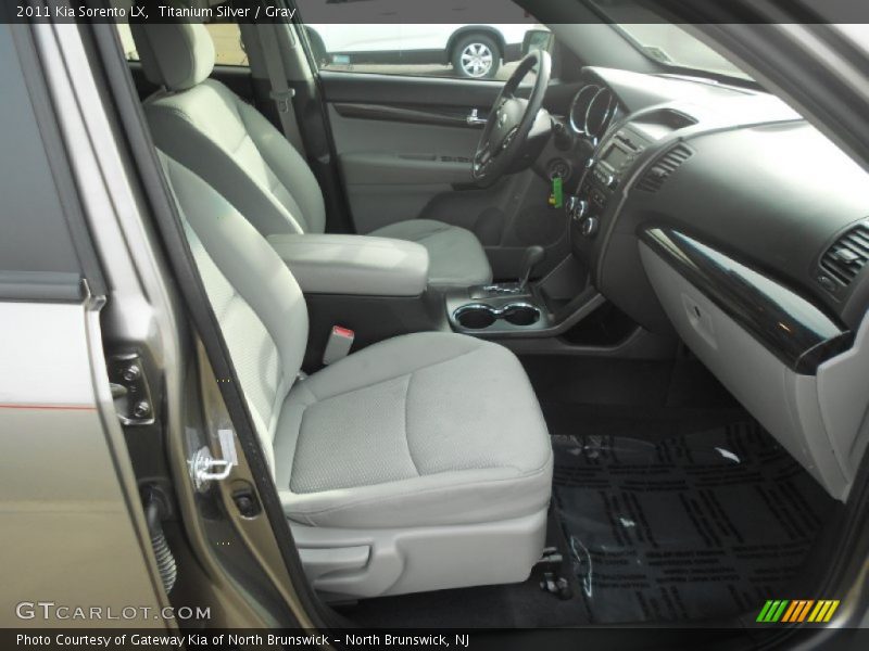 Titanium Silver / Gray 2011 Kia Sorento LX